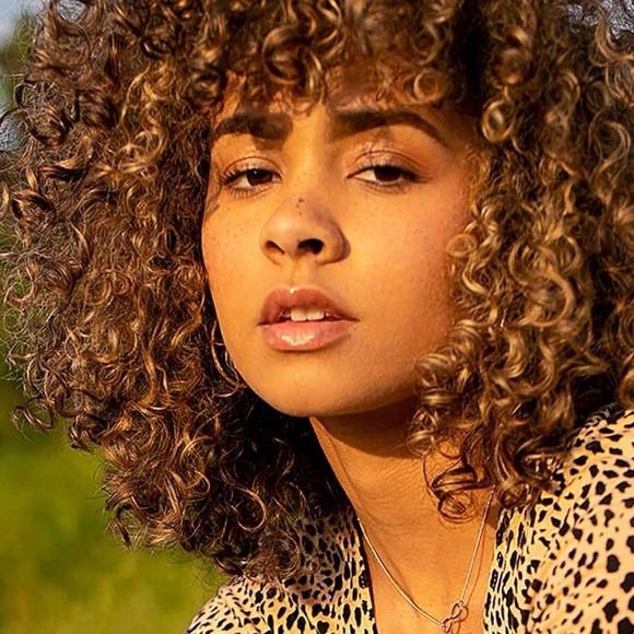 DevaCurl Melt Into Moisture Conditioning Mask - Picture 4 of 4